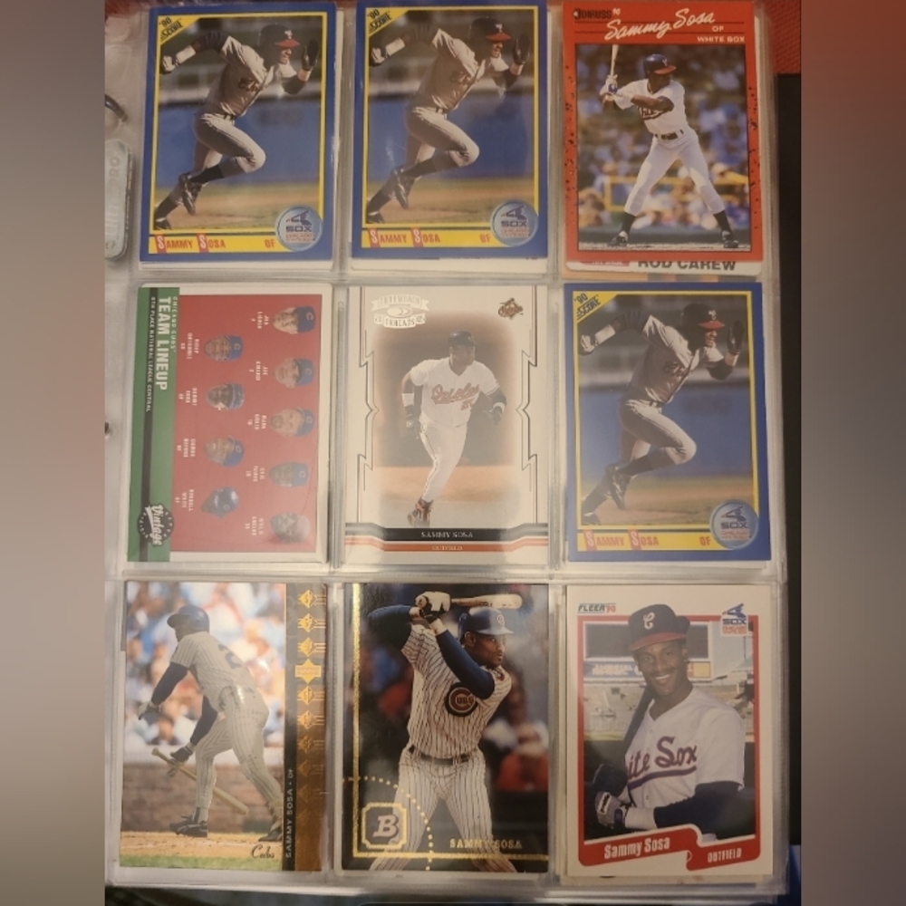 Lots of Sammy Sosa cards 7 out of 9 have the wrong D.O.B